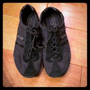 Used women coach sneakers